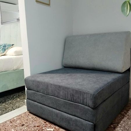 Chic Apt Near Acropolis - Avdi Square Atenas Exterior foto