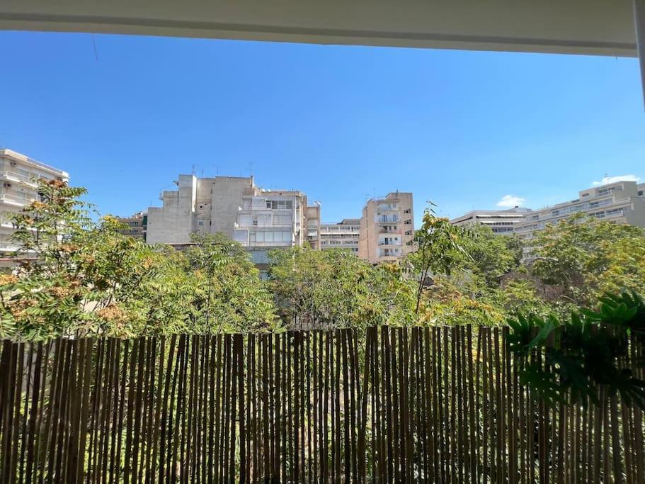 Chic Apt Near Acropolis - Avdi Square Atenas Exterior foto