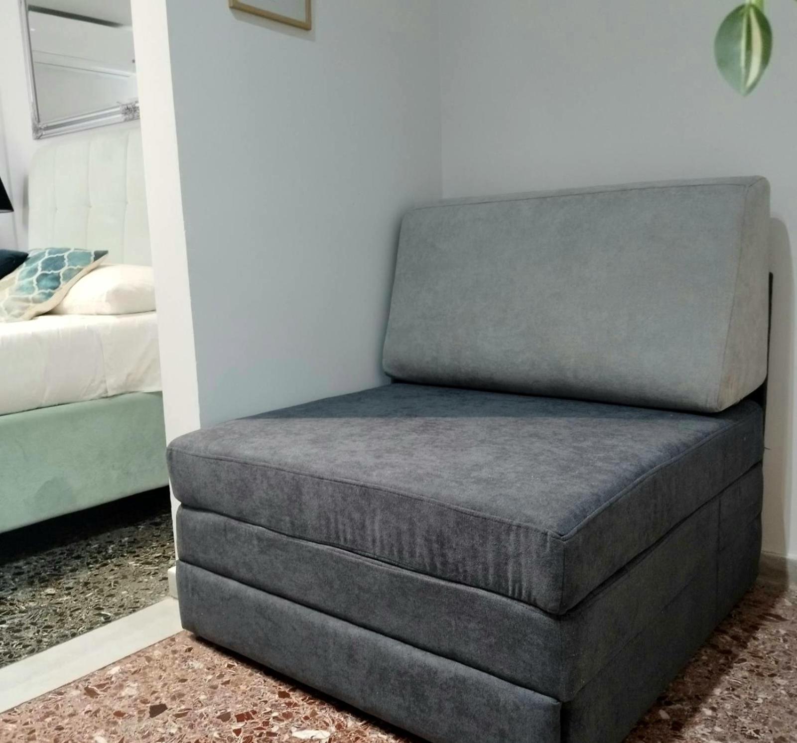 Chic Apt Near Acropolis - Avdi Square Atenas Exterior foto